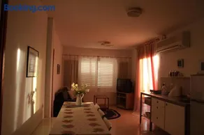 Kinneret Guesthouse - Image 3