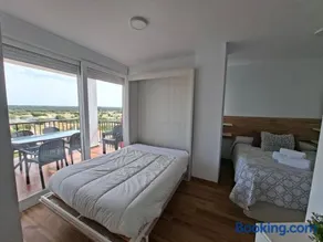 Apartamento con piscina - Image 3