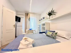 Angolo Azzurro Holiday Home, Silvi Marina - Image 1