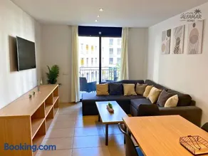 Cozy apartment with parking & swimming pool - Image 2