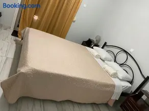 ΧΑΡΗΣ ROOMS - Image 2