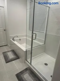 Ali's home - Image 2