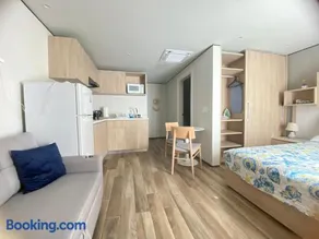 Maho Escape- with Pool and Gym, Lagoon view, walk to dinning, Maho Beach and Mullet Bay - Image 3