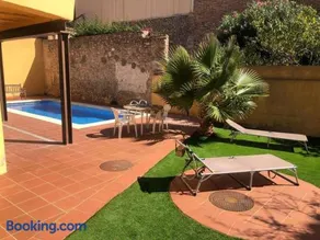 Ground floor apartment in Centre of Torroella De Montgri - Image 5