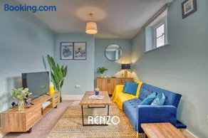 Sentimental and Homely 3-bed Home in Lincoln by Renzo, Amazing Location, Close to Cathedral and Castle! - Image 5