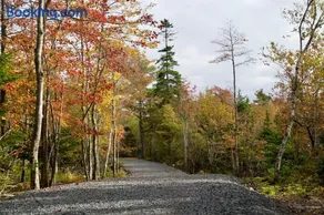 Long Lake Getaway - Quiet Accessible Suite with no Stairs / Steps - Image 2