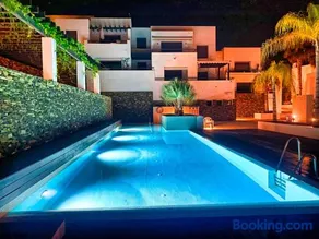 House Luxe - Macenas Resort Piscina - Image 2
