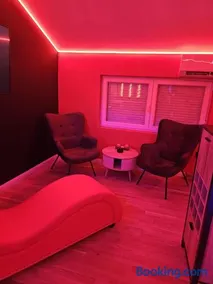 Apartman Fantazy Spa Luksuzni privatni spa sa jacuzzijem i saunom - Image 4