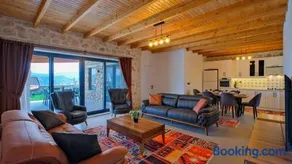 Villa TEPE - Image 1