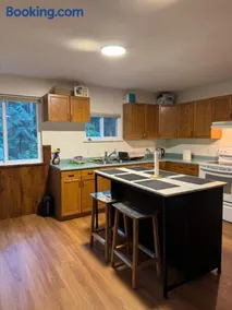 Hope Sunshine Valley Scenic Mountain View House 3BR 3Bath - Image 3