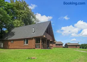 Pantglas Hall Lodges - Image 3