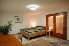 Große Wohnung mit 2 Schlafzimmer - Image 2