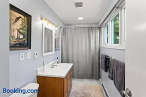 Cozy Anchorage Retreat 7 mins From Airport - Image 4