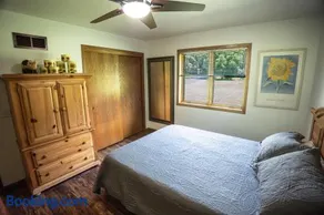 Whispering Woods Estate - Relax, Recharge, Connect - 12 wooded acres, 3 Bedrooms, 3 Baths, sleeps 10 - Image 1