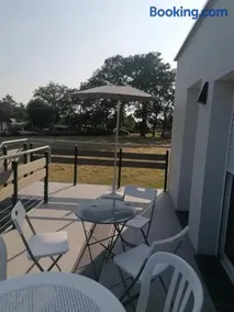 Appartement confortable à Arnage - 80 m² - Terrasse et jardin - Image 3