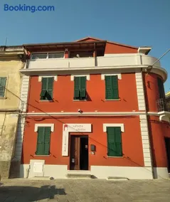 Alla Porta Di Sotto B&B - Image 1