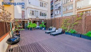 3BR Apartment 100m2 Private Terrace in Eixample - Image 1
