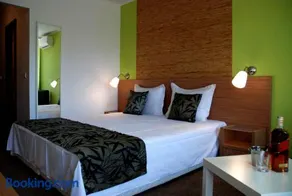 Green Hisar Hotel Family - Image 2
