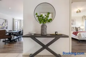 VAQUAY Provence In South Morang - Image 2