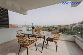 Amelia Luxury Suite - Image 1