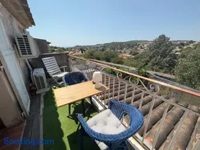 Chambre privée avec salle d’eau et terrasse au calme - Image 4