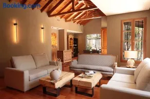 Heura Petit Hotel - Image 1