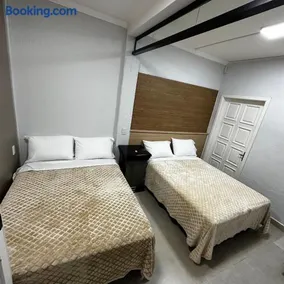 Loft Lux SM Chapecó - Amplo e Confortável (Smart TV, Ar condicionado, Cozinha) - Image 2