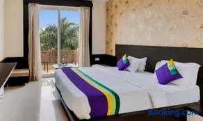 Treebo Premium Royal Amar With Mountain View And Swimming Pool - Image 2