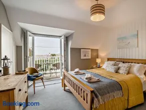 4 Bed in Dorchester oc-dc149 - Image 3