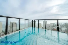 Sophisticated Design Apartment in Miraflores - Image 1