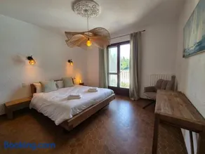 Mas Caparon - Fontvieille - Image 2