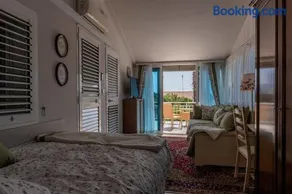 Holiday Home Cosy Summer - Image 3
