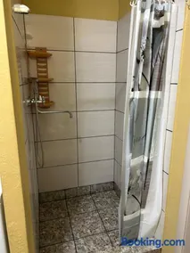 Apartment - Image 5