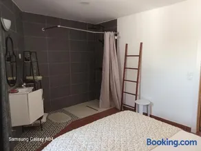 Villa ERRA & Suites Salle de Bains Privatives - Image 2