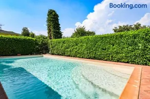 Kinderfreundliche gemütliche Villa mit Grill, Whirlpool und Terrasse | Panoramablick - Image 2