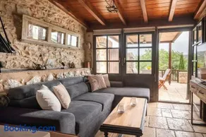 Fameliti Casa Torre - Historic Maniot Tower House - Image 3