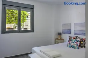 Apartamento Familiar Carande - Image 2
