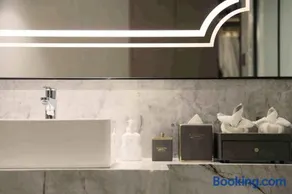 Shanghai KaiCharm Hotel 10 mins drive to NECC - Image 2
