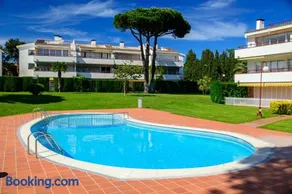 BF-5 CALELLA DE PALAFRUGELL 4 PAX - Image 1