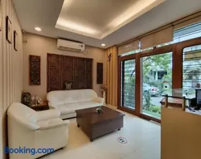 A2 Guest House - Image 4