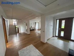 Sunny house - Image 5