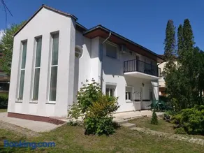 Ilona Apartmanház - Image 3