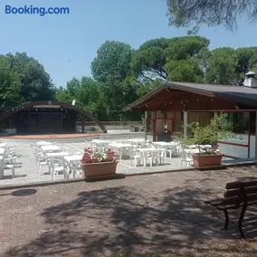Grado caravan, lakókocsi 448 - Image 2