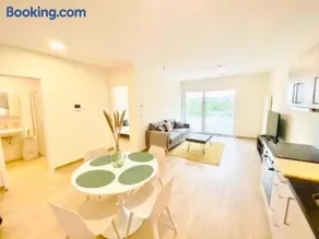 Urban Stay-1BR with a parking - Image 1