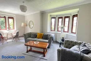 Gatelodge - Charming 2-Bed Cottage, Exmouth - Sleeps 3 - Image 4