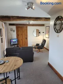 Boningale Manor - Image 3