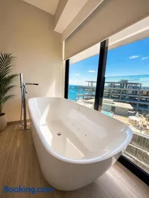 Penthouse 7 Seven Skies Collection - Image 4