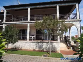 Ferienwohnung Rosmarin Porec - Image 3