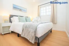 Spacious SJ 4BR Home Prime Location Near Everything - Image 3