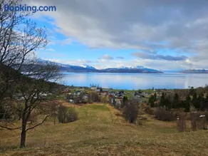 Apartment on the beautiful island of Senja - Image 3